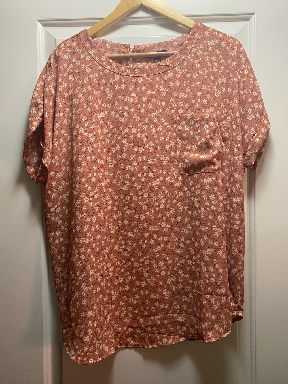 Buffalo David Bitton Pink Floral Pocket Blouse XL